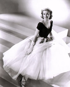 Edith Head's design for Grace Kelly in Rear Window (1954)