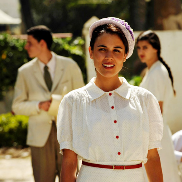 Adriana Sofía Ugarte (17 January 1985), most beautiful Spanish actress, as Sira in tv series El tiempo entre costuras(2013-2014) 