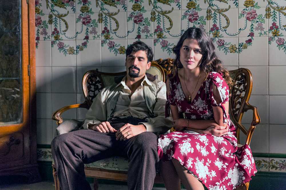 Adriana Sofía Ugarte (17 January 1985), most beautiful Spanish actress, Adriana Ugarte in mini serie Habitaciones Cerradas(2015)