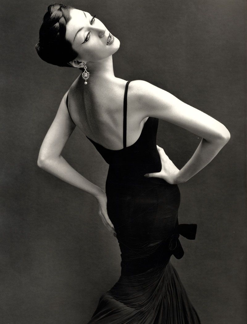 Dovima(11 December 1927-3 May 1990)