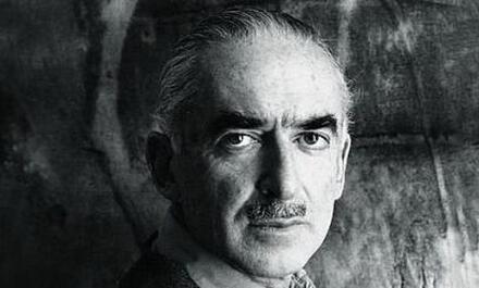 ​Alexander Liberman (September 4, 1912 – November 19, 1999), Vogue art director