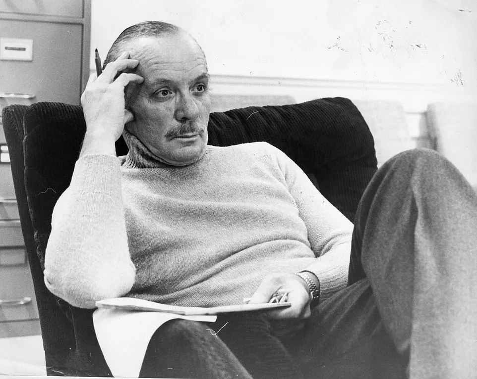 Herbert Kretzmer, English songwriter of musical Les Miserables and lyricist for Charles Aznavour