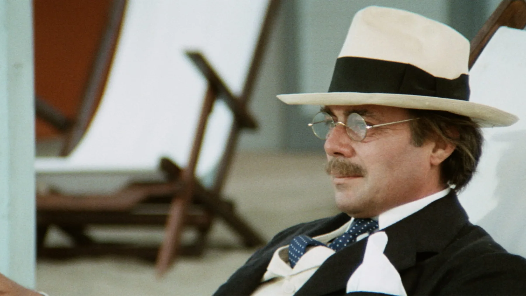 Dirk Bogarde as Gustav von Aschenbach in film Death in Venice (Morte a Venezia, 1971)