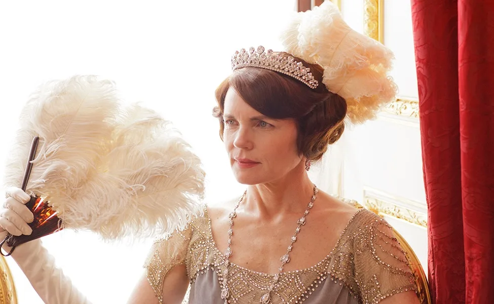 Elizabeth McGovern as Cora Crawley, Countess of Grantham in film Downton Abbey (2019)