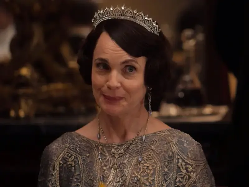 Elizabeth McGovern as Cora Crawley, Countess of Grantham in film Downton Abbey: A New Era(2022)