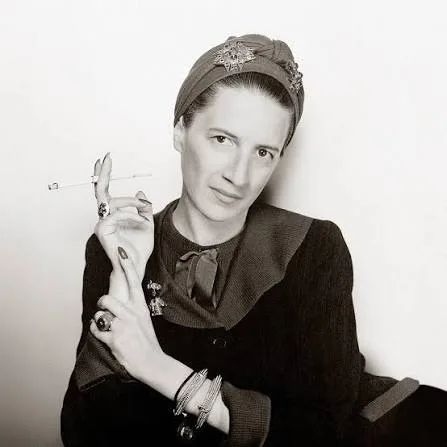 smoking Diana Vreeland in black with turban