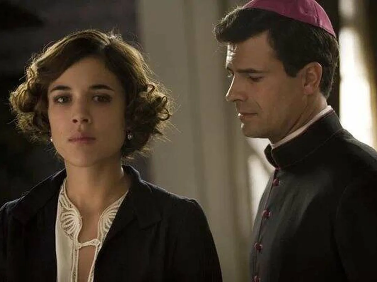Victoria and Angel in Spanish tv series La Señora