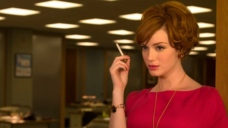 Christina Hendricks as Joan Holloway Harris in Mad men(tv series 2007-2015)
