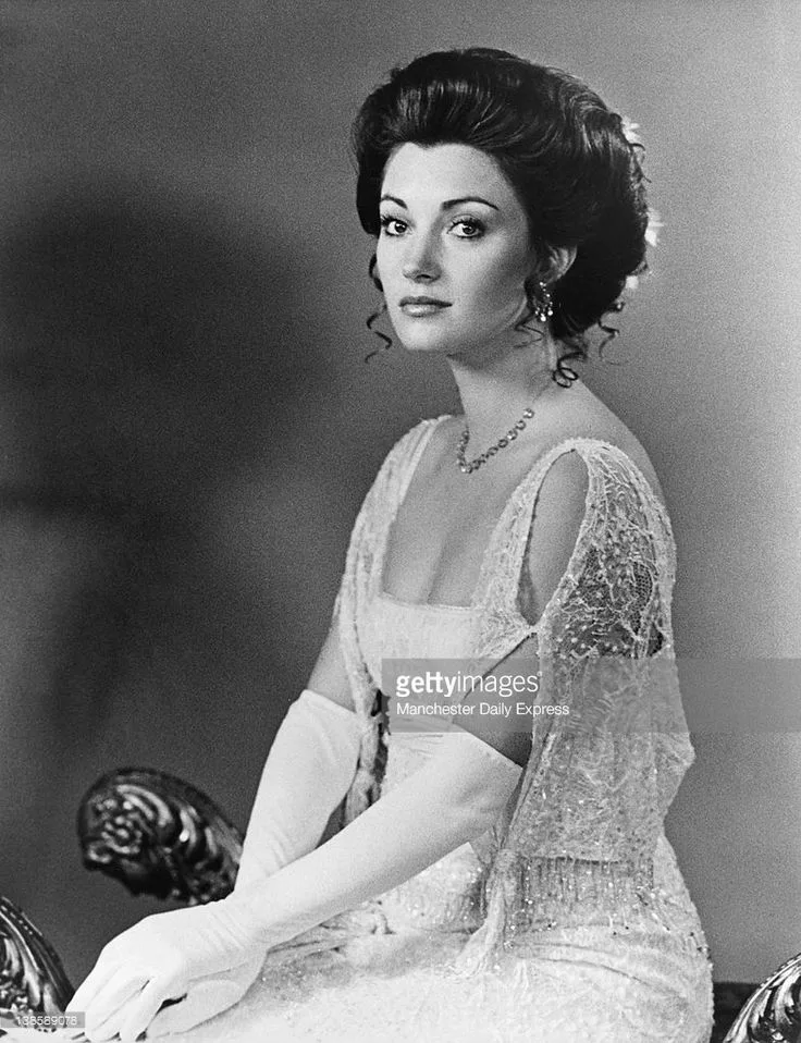 Jane Seymour in film Somewhere in Time(1980)