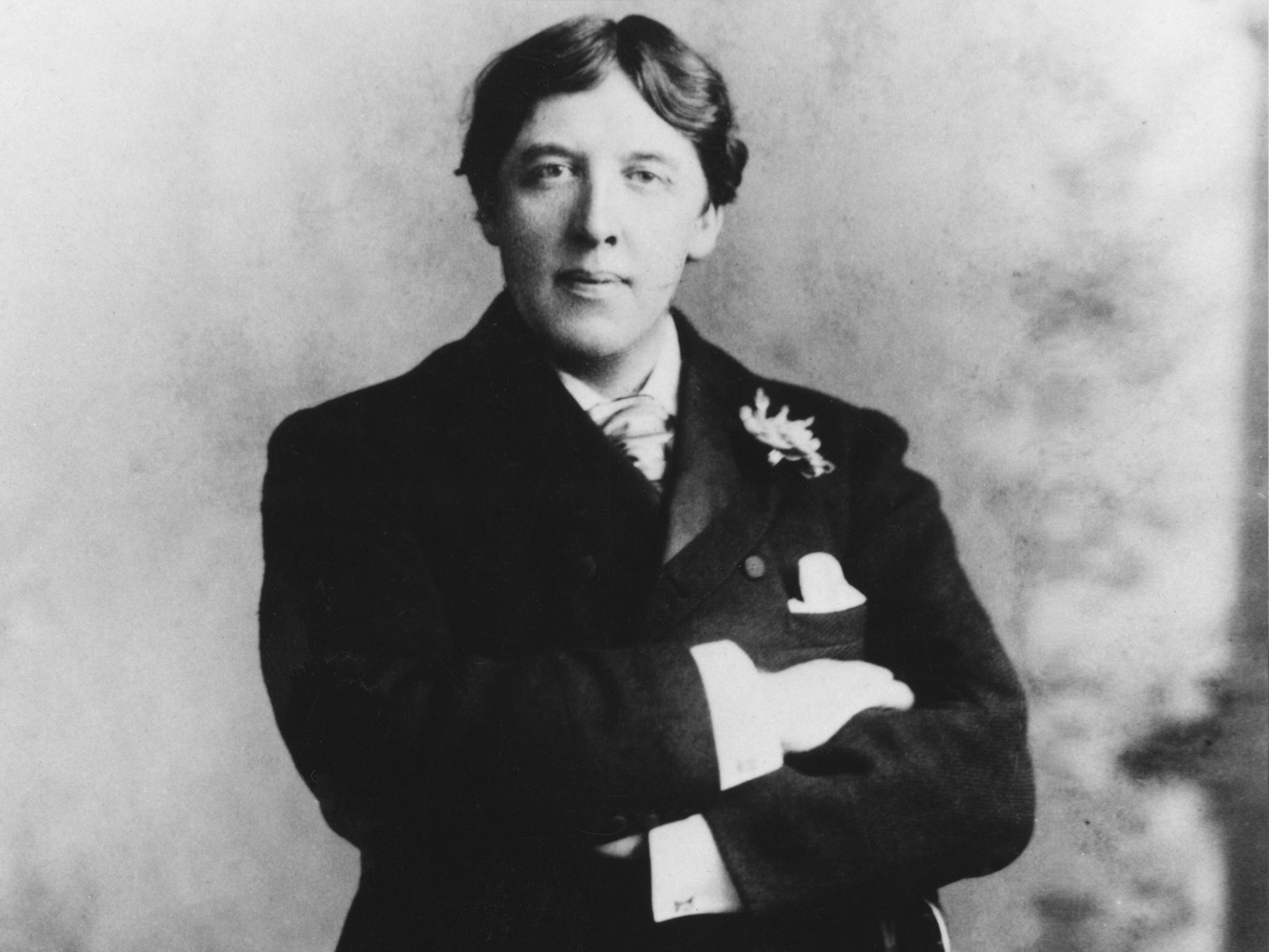 The most elegant writer Oscar Wilde wearing double breast suit