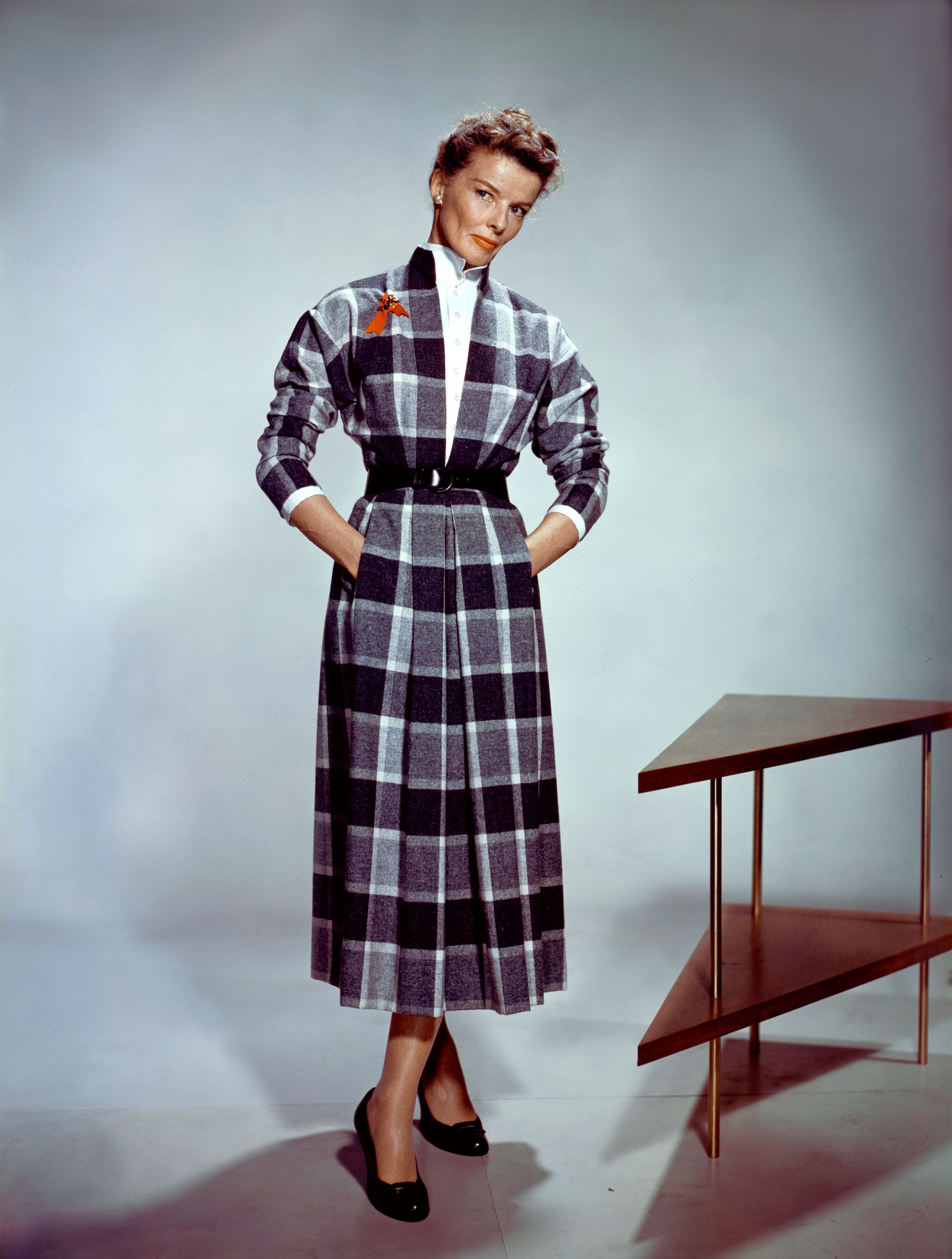 Elegant style icon wardrobe essentials: Kathrine Hepburn in white shirt