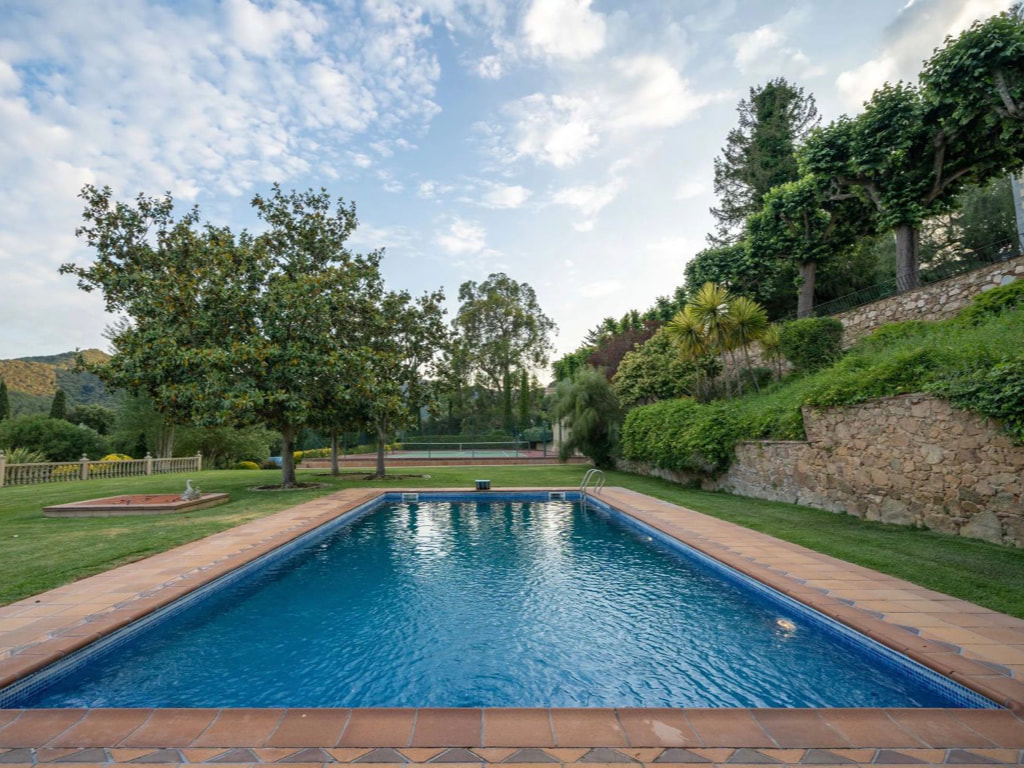 Auction: 14th-Century Spanish Villa with private Chapel near Barcelona, Spain for sale on 18 July 2019