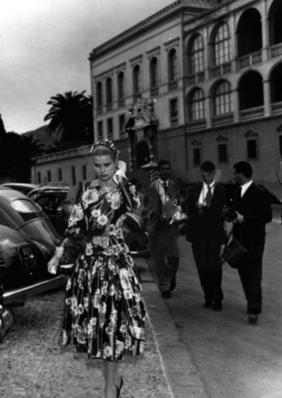 Grace Kelly square neck floral dress by McCall on her first meeting with Prince Rainier III in Monaco in 1955