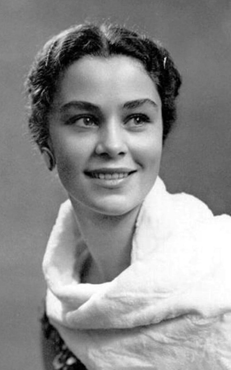 Olga Zabotkina (18 January 1936-21 December 2001), elegancepedia