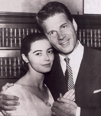 Jean Pierre Aumont with his wife Marisa Pavan