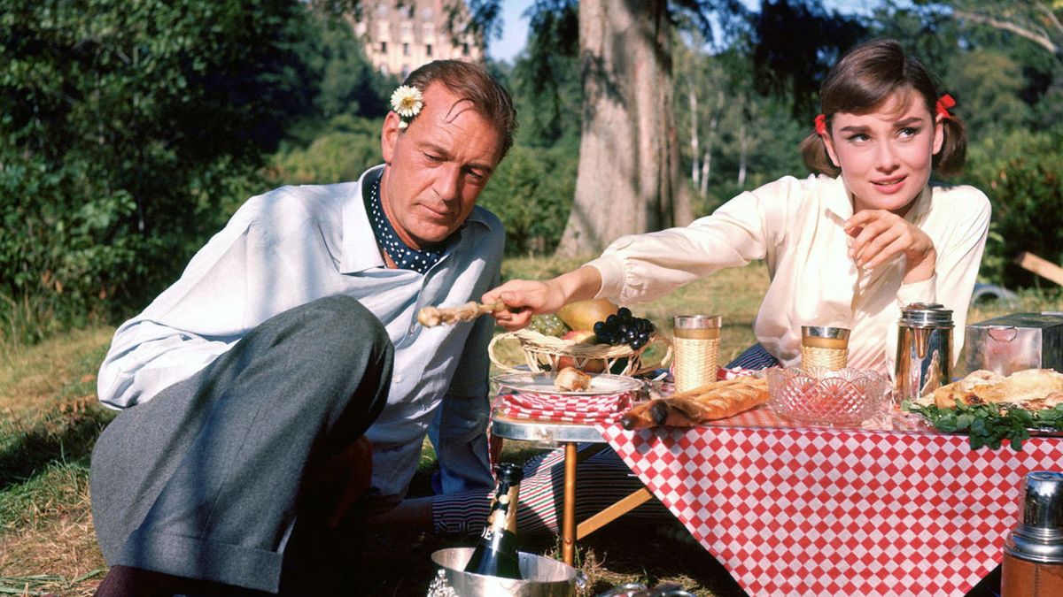 Love in the Afternoon(film, 1957)starring Gary Cooper and Audrey Hepburn