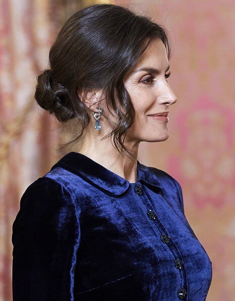 Queen Letizia wore Felipe Varela midnight blue velvet gown for 2020 New Year reception in Royal Palace Madrid