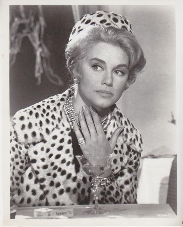 Linda Christian as Miriam Marshall in film ​The V.I.P.s