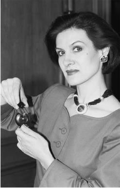 Paloma Picasso the designer of Tiffany Co.