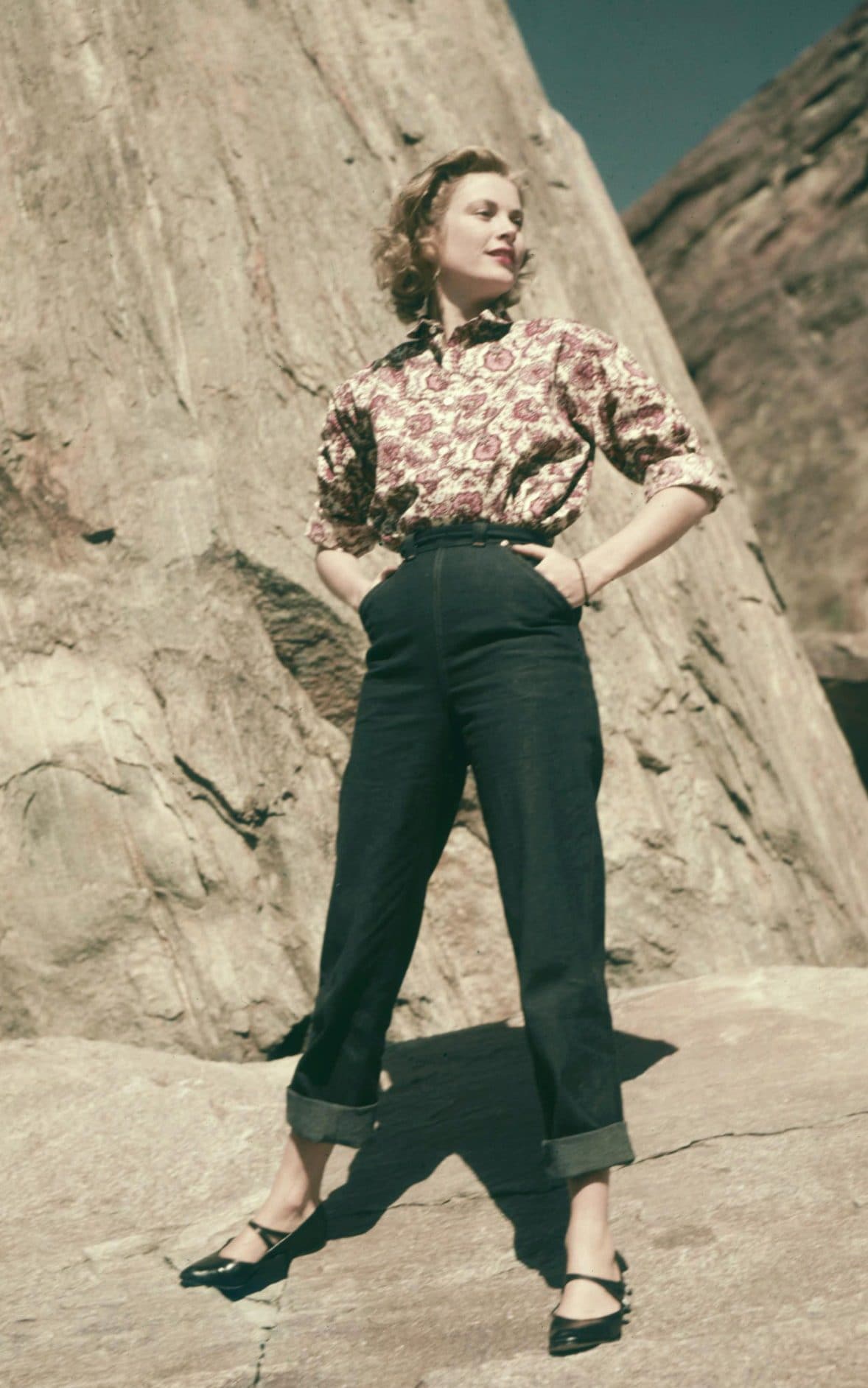 Elegant style icon wardrobe essentials: Grace Kelly in capri pants
