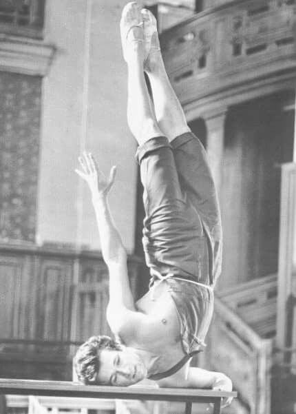 Patrick Dupond jeune young dancing