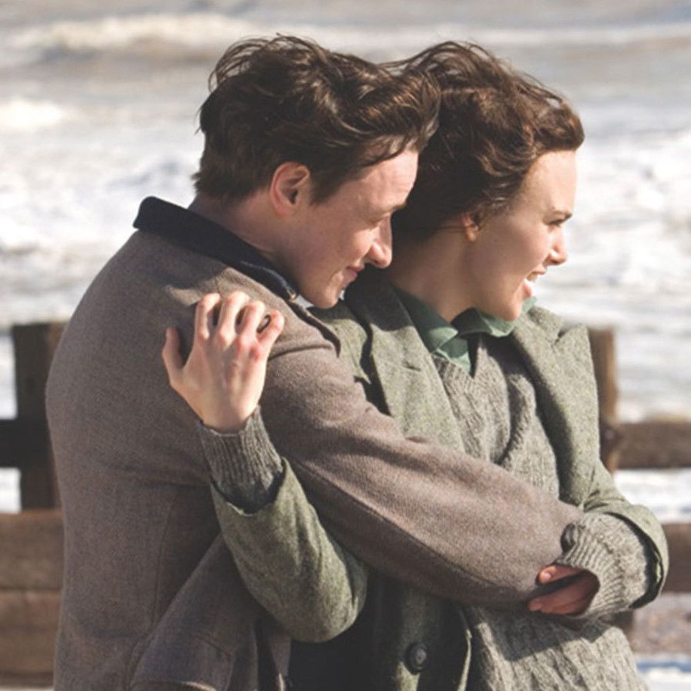 Cecilia and Robbie in film Atonment