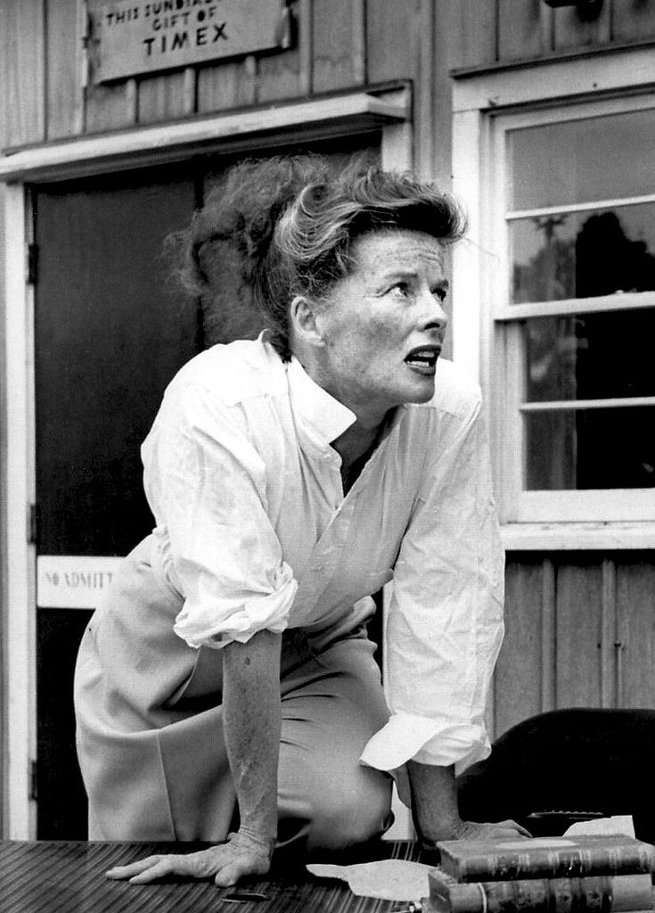 Elegant style icon wardrobe essentials: Kathrine Hepburn in white shirt