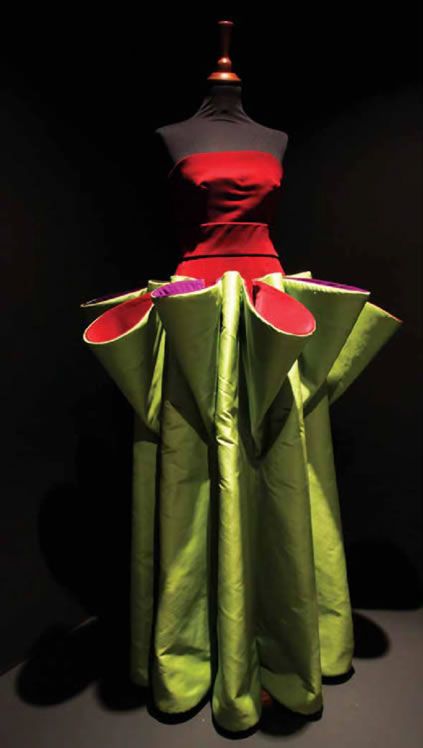 Roberto Capucci's sculpture dress