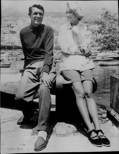 Elegant style icon wardrobe essentials: Grace Kelly in a pair of shorts