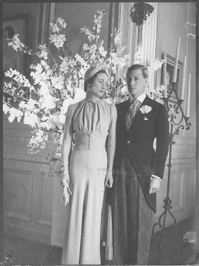 Wallis Simpson Duchess of Windsor 1937 wedding dress ensemble designed by Mainbocher