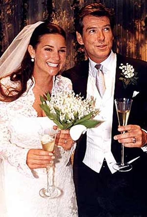 Pierce Brosnan and his second wife Keely Shaye Smith on their wedding, 2001
