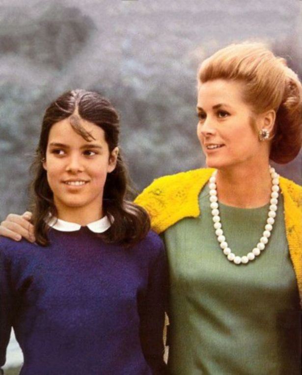 Elegant style icon wardrobe essentials: Grace Kelly in cardigan sweater