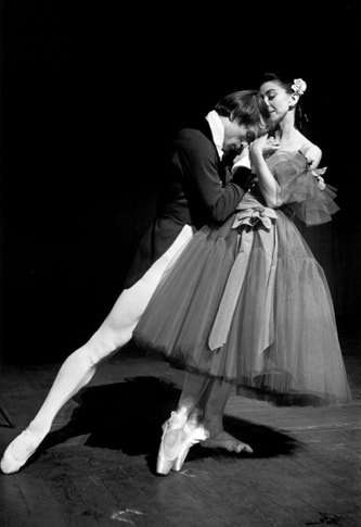 Margot Fonteyn (18 May 1919-21 February 1991), elegancepedia, Margot Fonteyn with Rudolf Nureyev in Marguerite and Armand, 1963