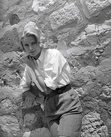 Elegant icon wardrobe essential: Grace Kelly in white shirt