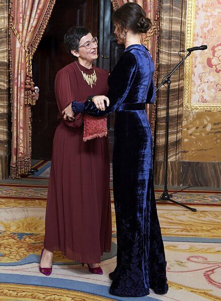 Queen Letizia wore Felipe Varela midnight blue velvet gown for 2020 New Year reception in Royal Palace Madrid