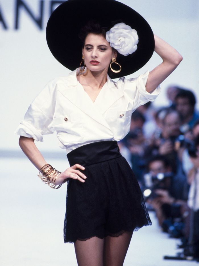 Inès de La Fressange model for Chanel
