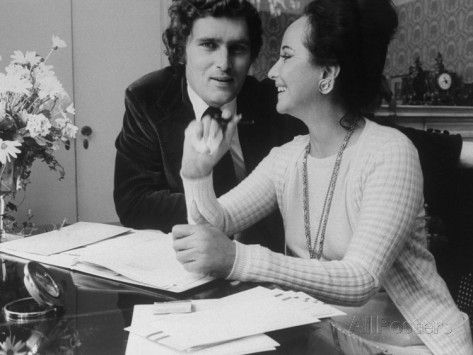 Merle Oberon and Robert Wolders
