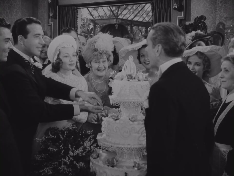Gene Tierney movie wedding dress in film The Razor's Edge(1946) designed by Oleg Cassini