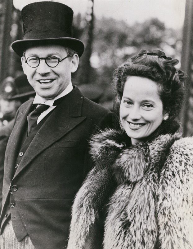 Merle Oberon with Alexander Korda