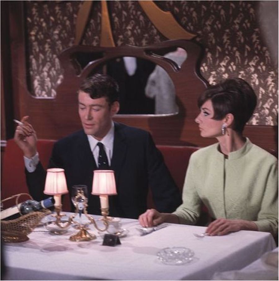 Peter O'Toole and Audrey Hepburn in film How to Steal a Million (1966)