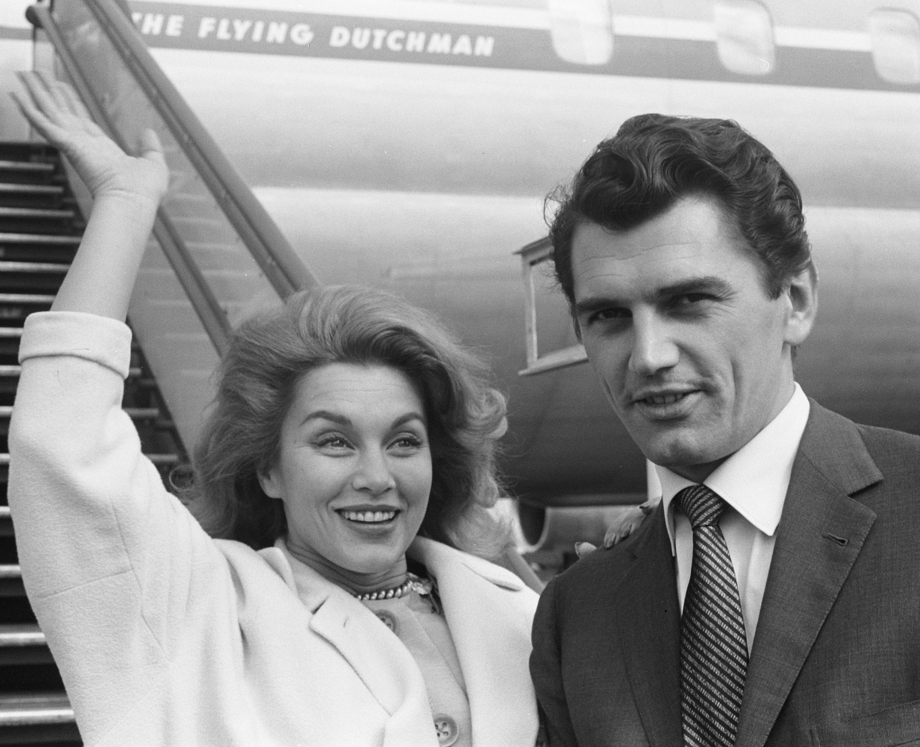 Linda Christian with her husband Edmund Purdom, 1962