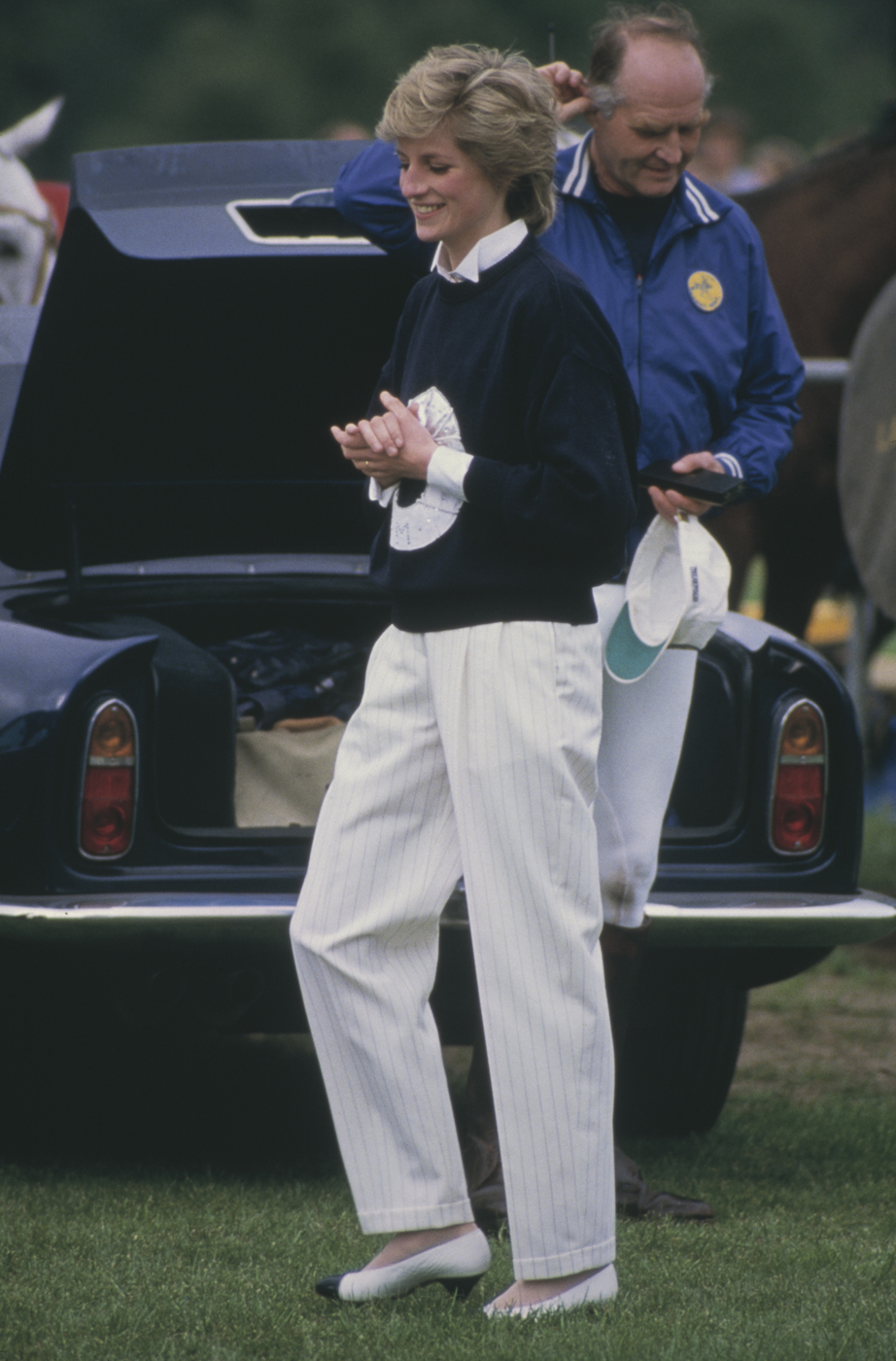 Elegant style icon wardrobe essentials: Princess Diana in white shirt