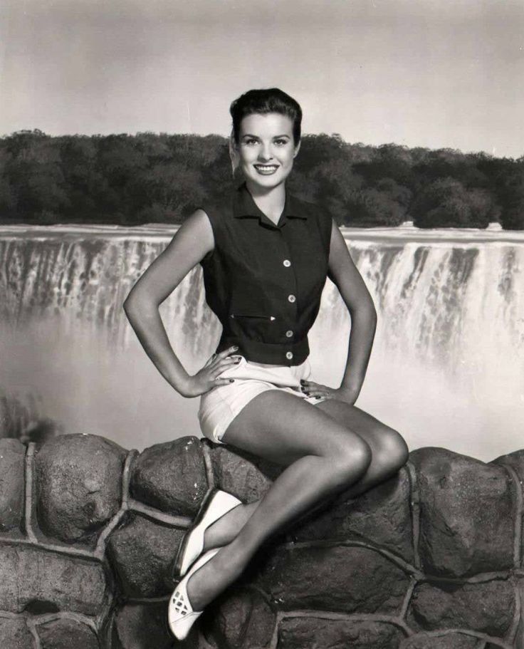 Jean Peters (October 15, 1926 – October 13, 2000), Amercian actress, the wife of billionaire Howard Hughes
