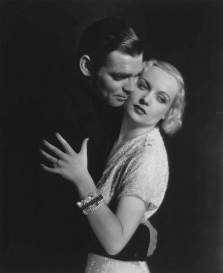 Carole Lombard and Carolyn Besette, the shocking similarities between the two blond beauty
