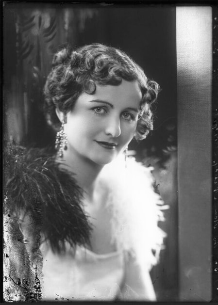 Nancy Mitford portait, National Portrait Gallery