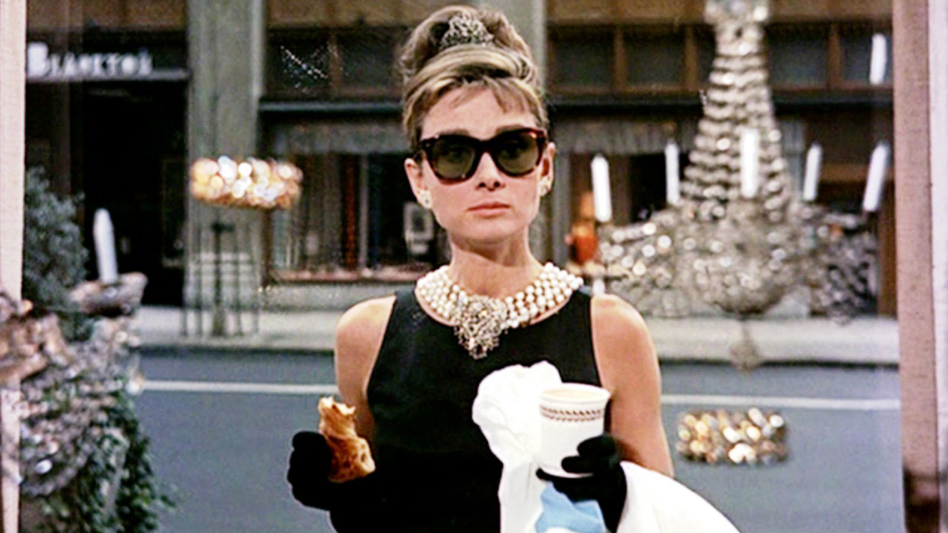 Breakfast at Tiffany's(film, 1961) starring Audrey Hepburn and George Peppard