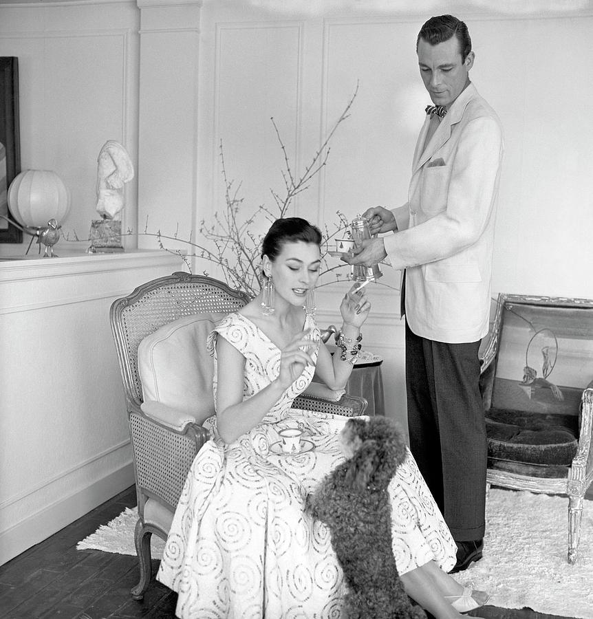Anne Gunning photo by Horst P. Horst