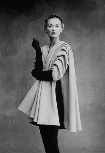 Lisa Fonssagrives, photo by Irving Penn
