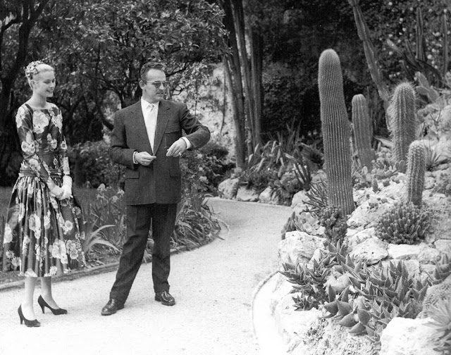 Grace Kelly square neck floral dress by McCall on her first meeting with Prince Rainier III in Monaco in 1955
