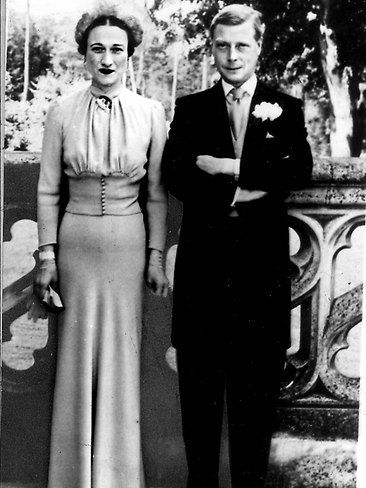 Wallis Simpson Duchess of Windsor 1937 wedding dress ensemble designed by Mainbocher